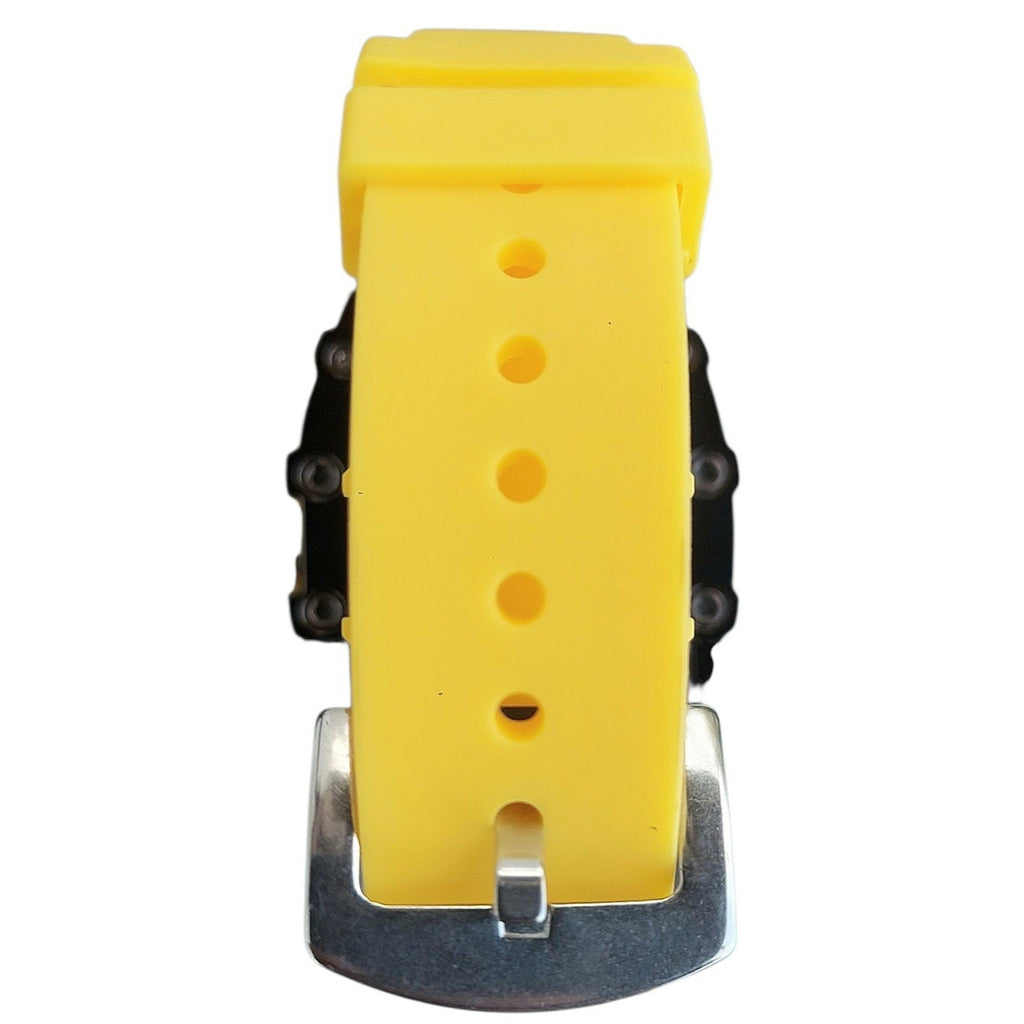 New 44mm Men's Barrel Case Watch with Smiley Face Dial & Luminous Hands